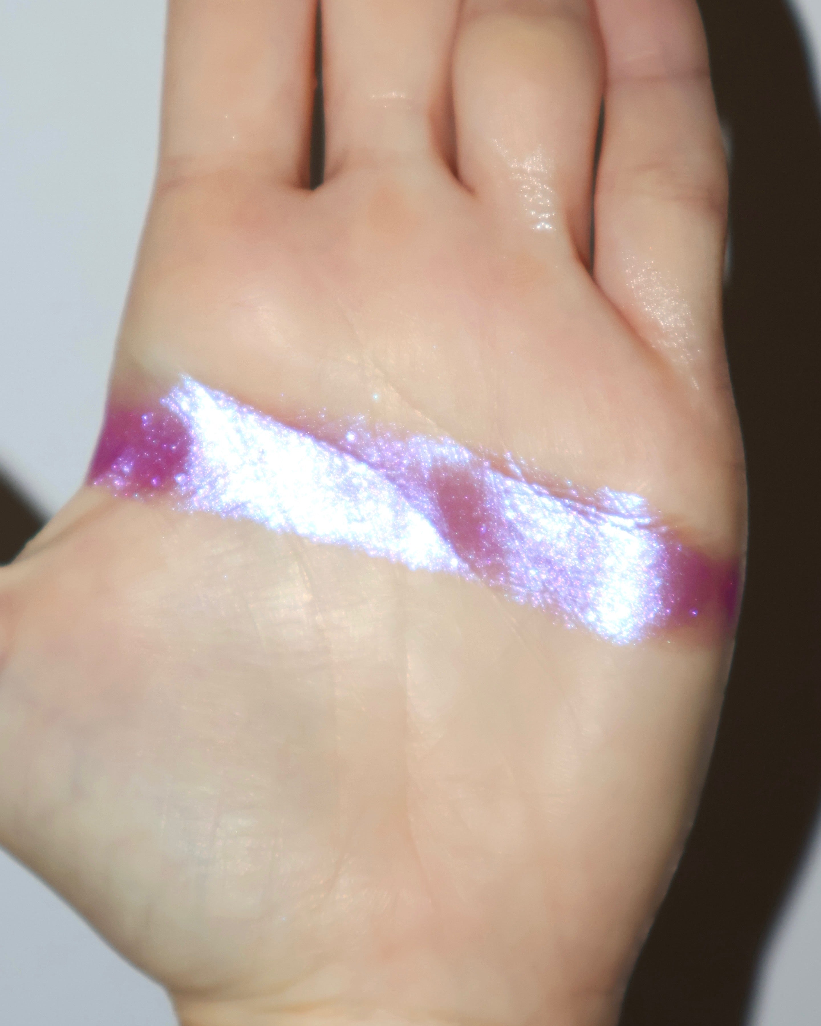 Hy-purple-oid Multichrome